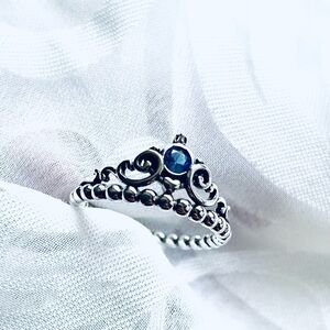 💙 NWOT Princess Cinderella Blue Tiara Ring 👑